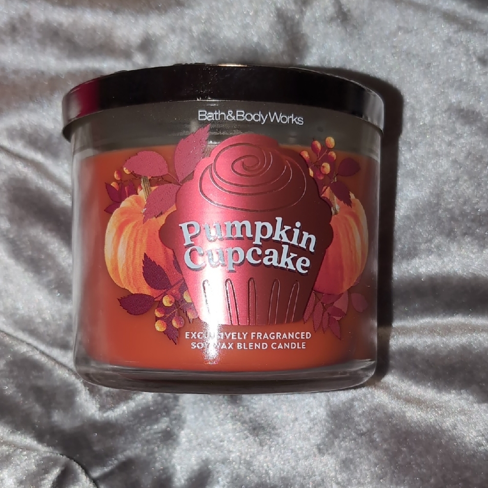 Bath & Body Works Pumpkin Cupcake Candle